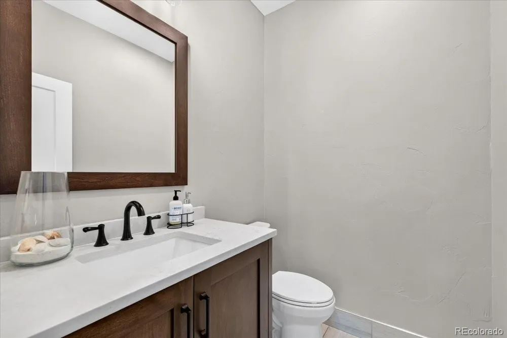 7086 Turweston Lane Castle Pines, CO 80108