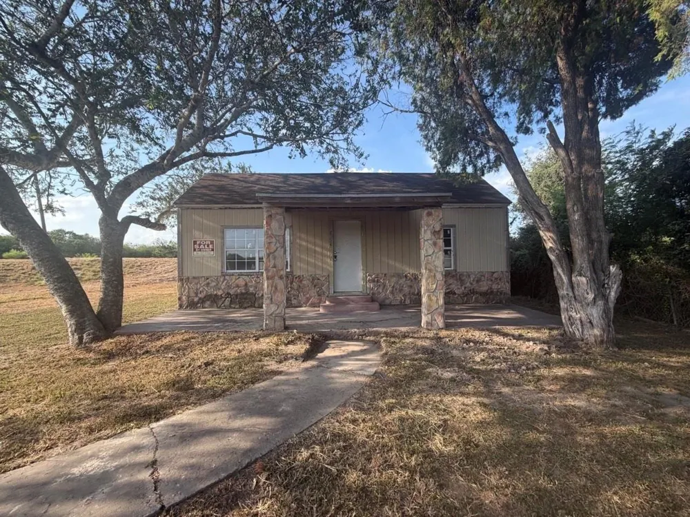 1234 Easterling Drive Alice, TX 78332