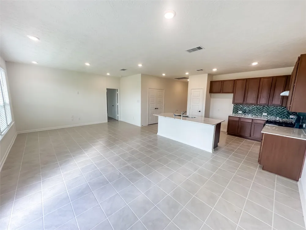 2012 Rebel Way Alvin, TX 77511