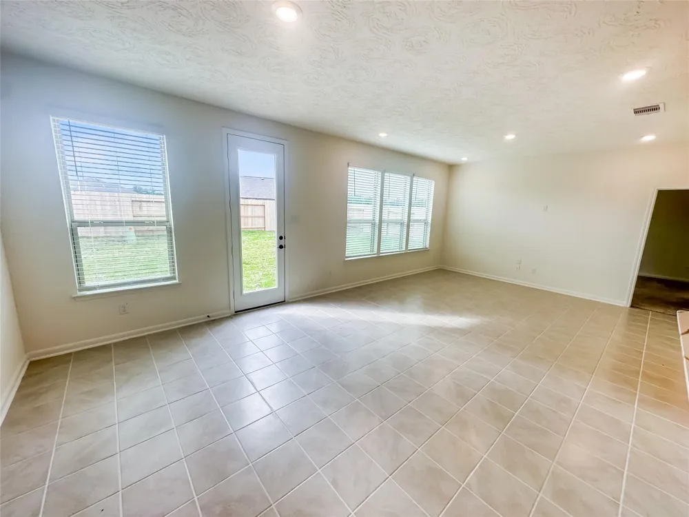 2012 Rebel Way Alvin, TX 77511