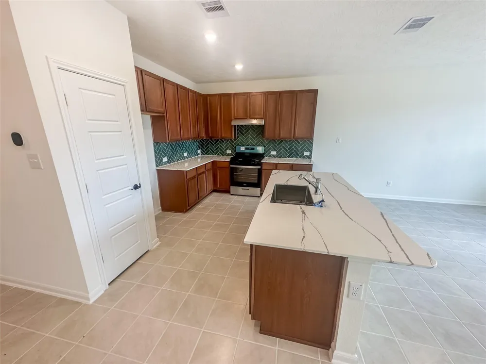2012 Rebel Way Alvin, TX 77511