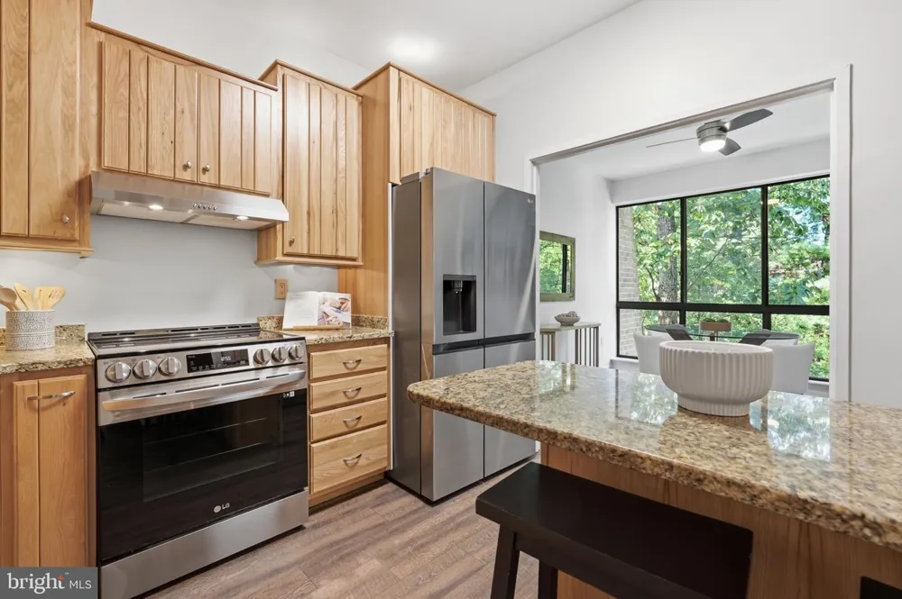 11559 ROLLING GREEN COURT #300 Reston, VA 20191