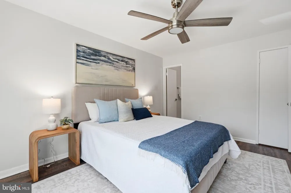 11559 ROLLING GREEN COURT #300 Reston, VA 20191