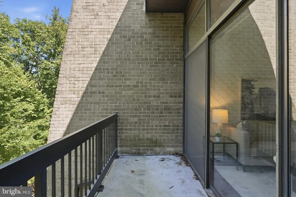 11559 ROLLING GREEN COURT #300 Reston, VA 20191