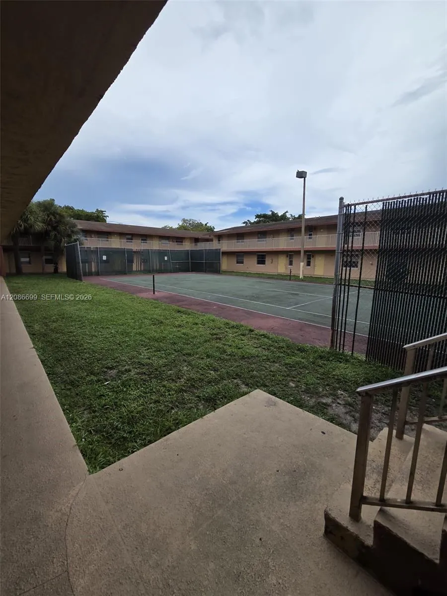 95 NE 41st St #K155 Oakland Park, FL 33334