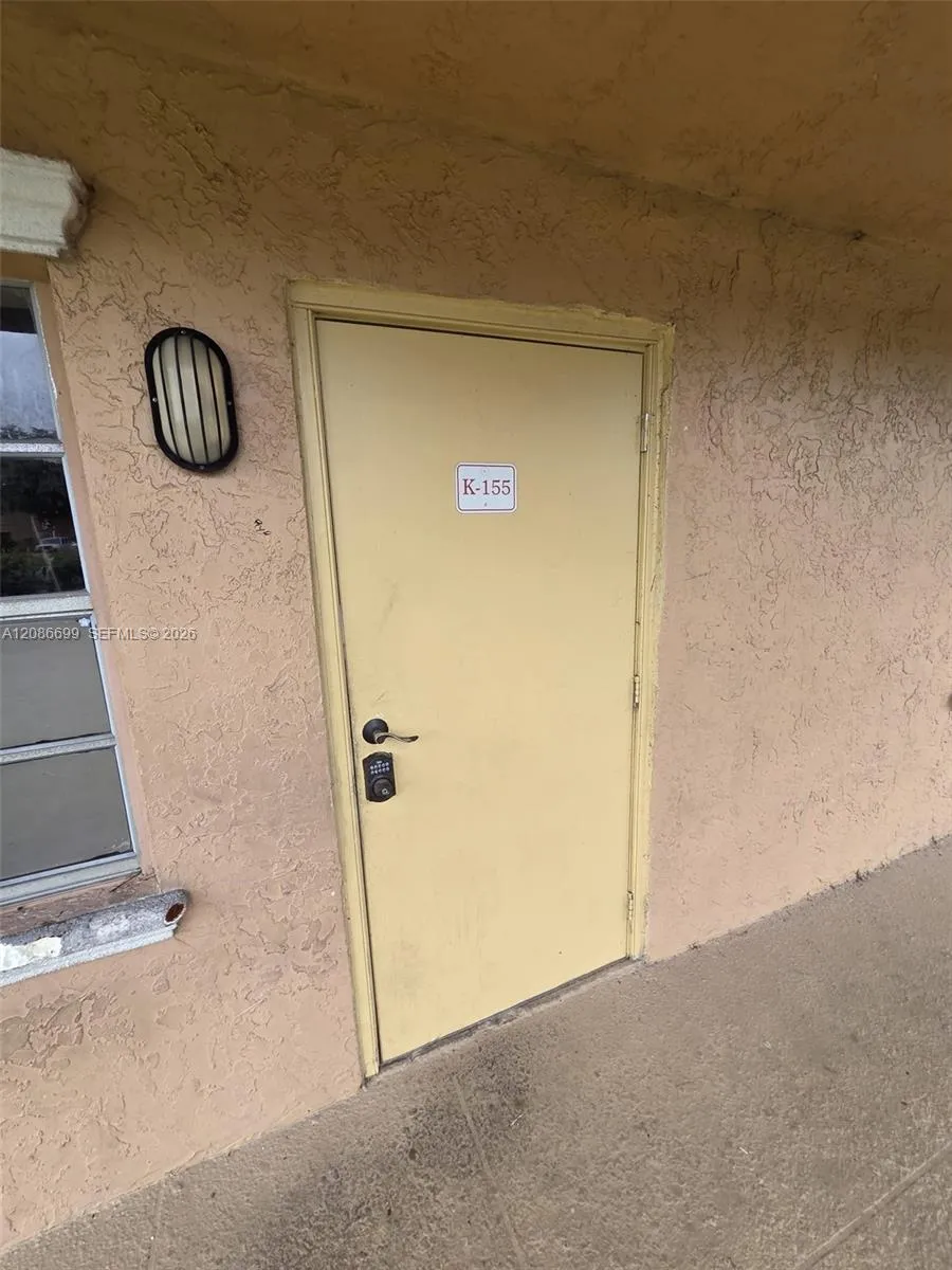 95 NE 41st St #K155 Oakland Park, FL 33334
