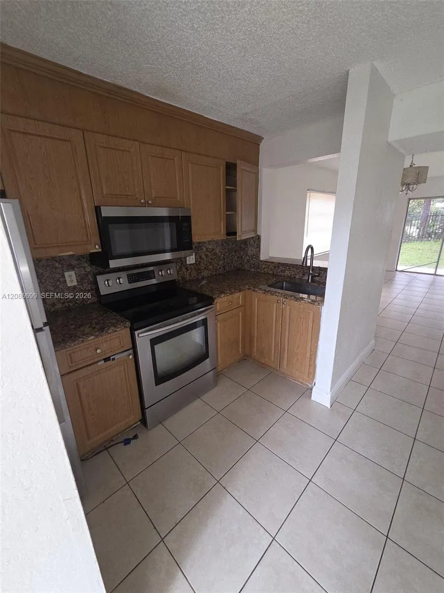 95 NE 41st St #K155 Oakland Park, FL 33334