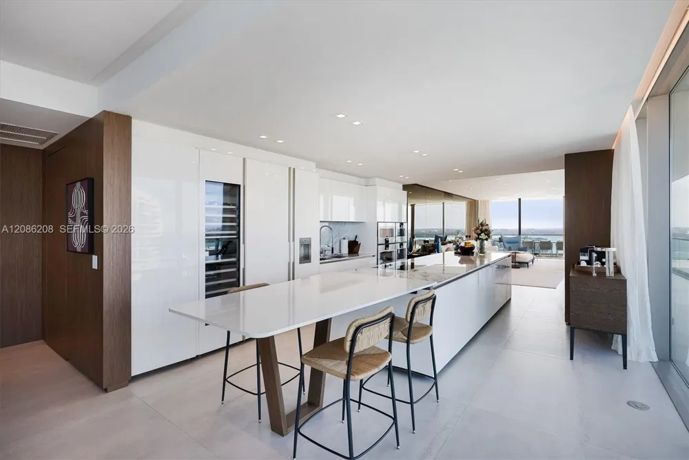 10203 Collins Ave #2101 Bal Harbour, FL 33154