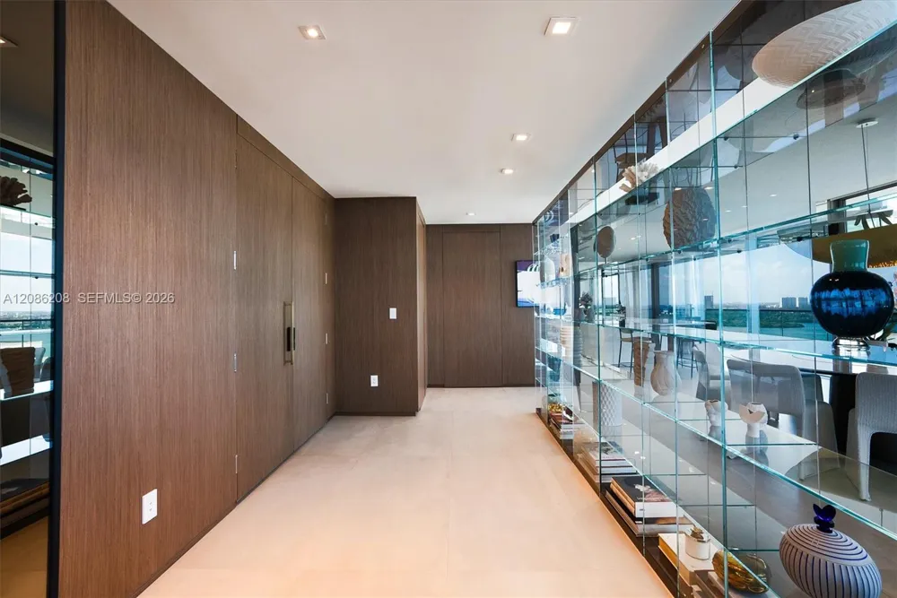 10203 Collins Ave #2101 Bal Harbour, FL 33154
