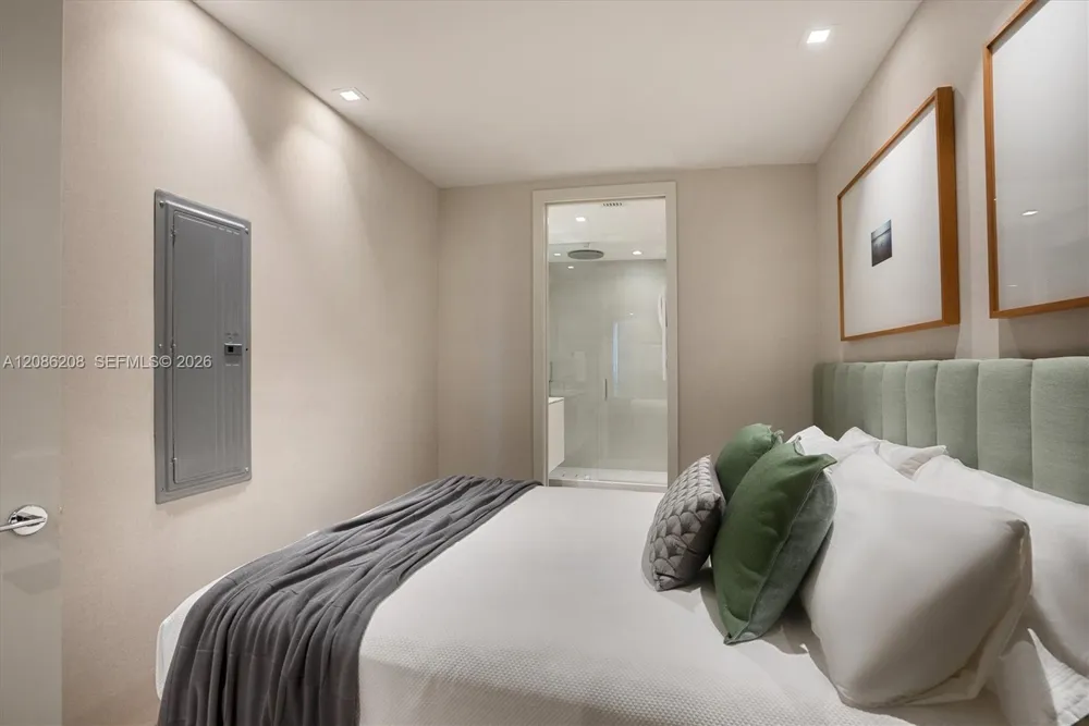 10203 Collins Ave #2101 Bal Harbour, FL 33154