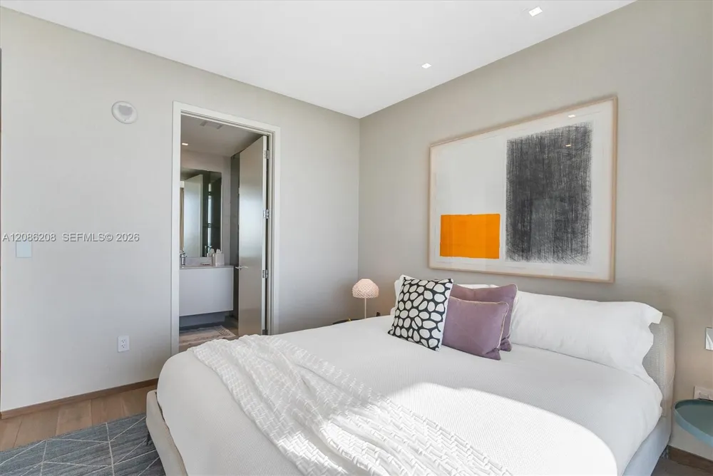 10203 Collins Ave #2101 Bal Harbour, FL 33154