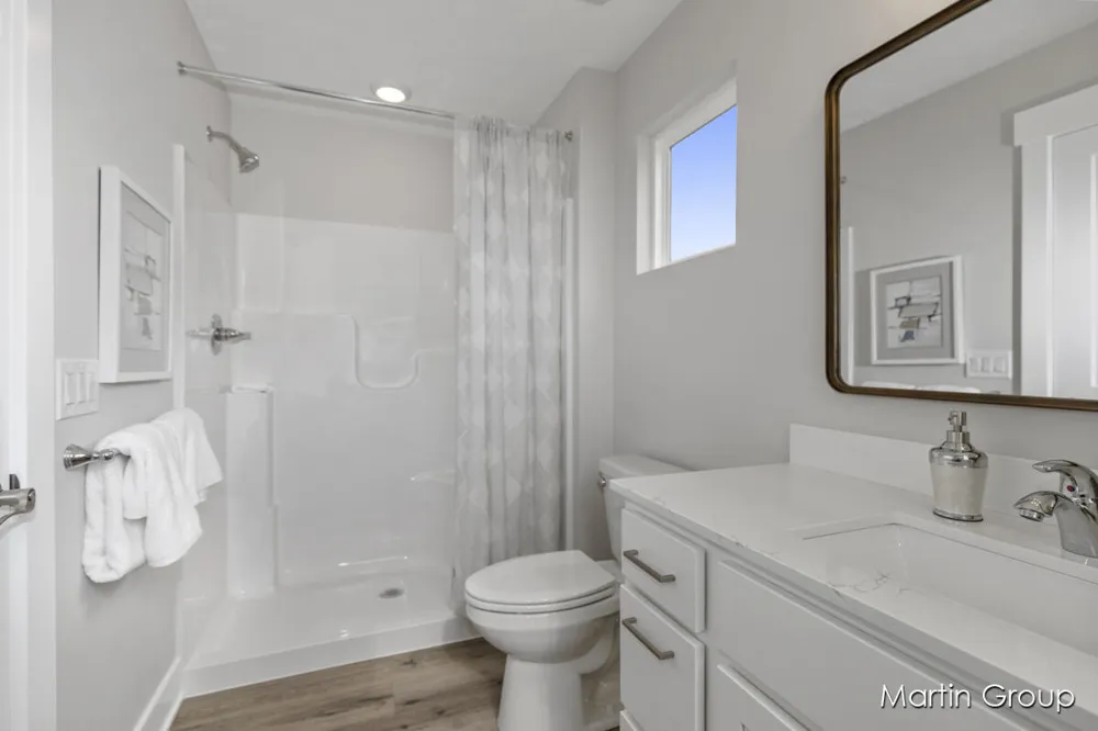 2240 Watertown Way NE Grand Rapids, MI 49505