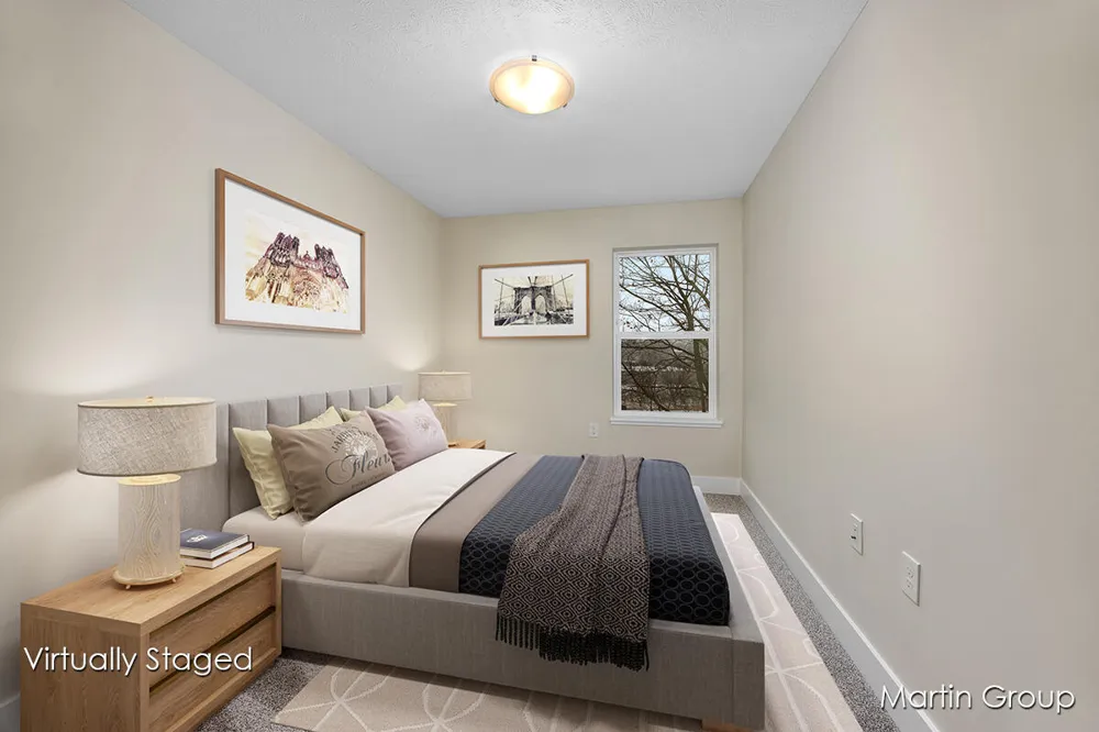 2240 Watertown Way NE Grand Rapids, MI 49505