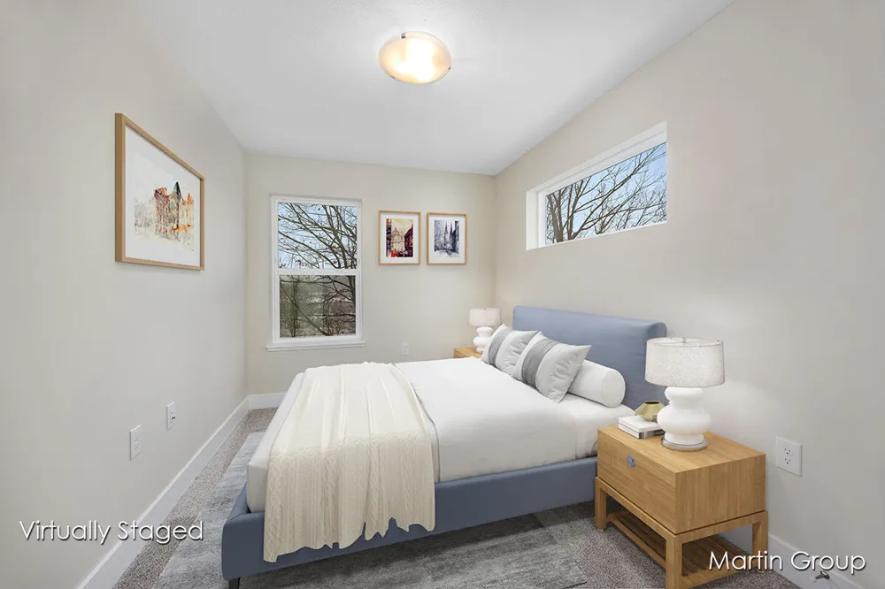 2240 Watertown Way NE Grand Rapids, MI 49505