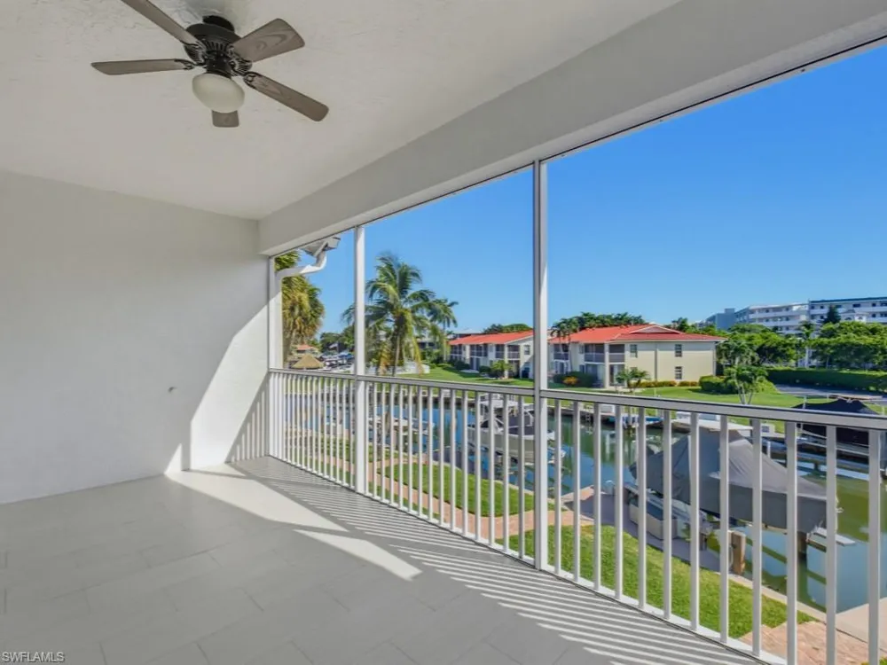 1105 Gayer Way #202 Marco Island, FL 34145
