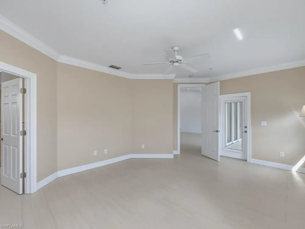 1105 Gayer Way #202 Marco Island, FL 34145