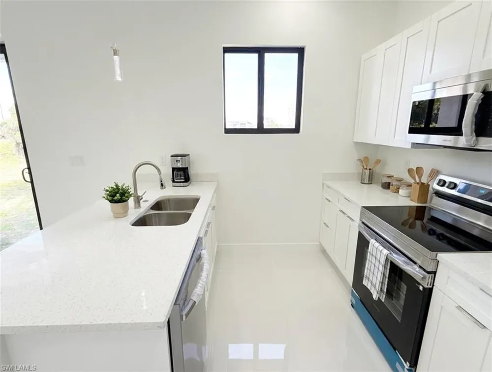 4326 NW 34th Street Cape Coral, FL 33993