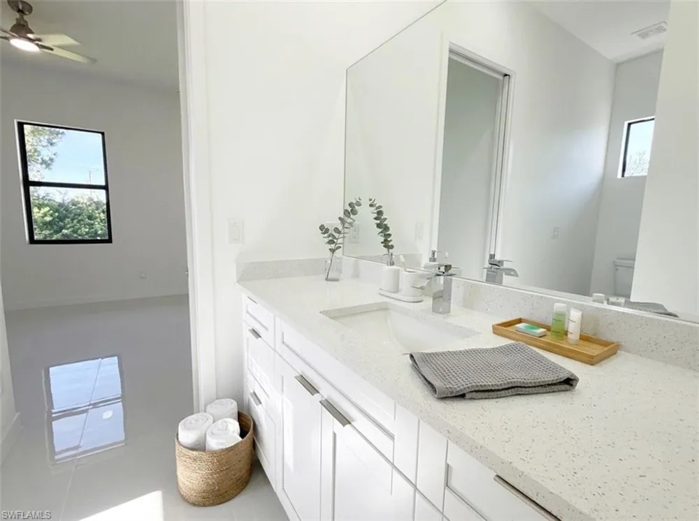 4326 NW 34th Street Cape Coral, FL 33993