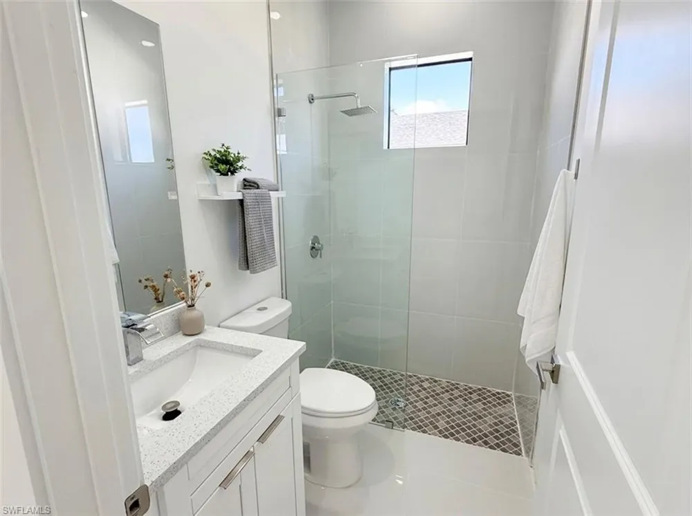 4326 NW 34th Street Cape Coral, FL 33993