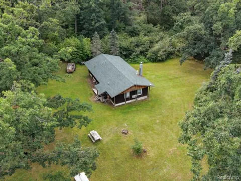 3894 W Hubbard Lake Trail