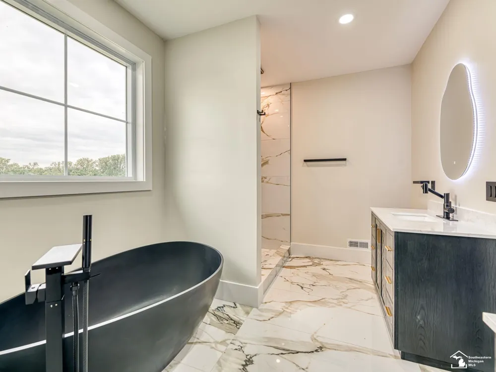 2706 S Custer Road Monroe Charter Township, MI 48161