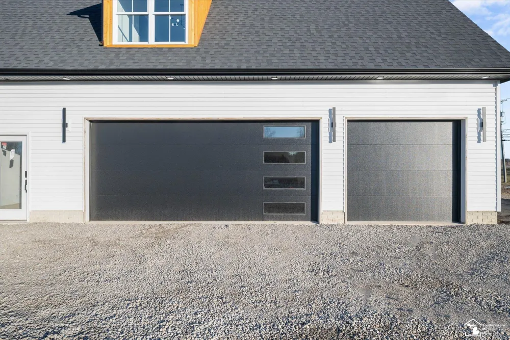 2706 S Custer Road Monroe Charter Township, MI 48161