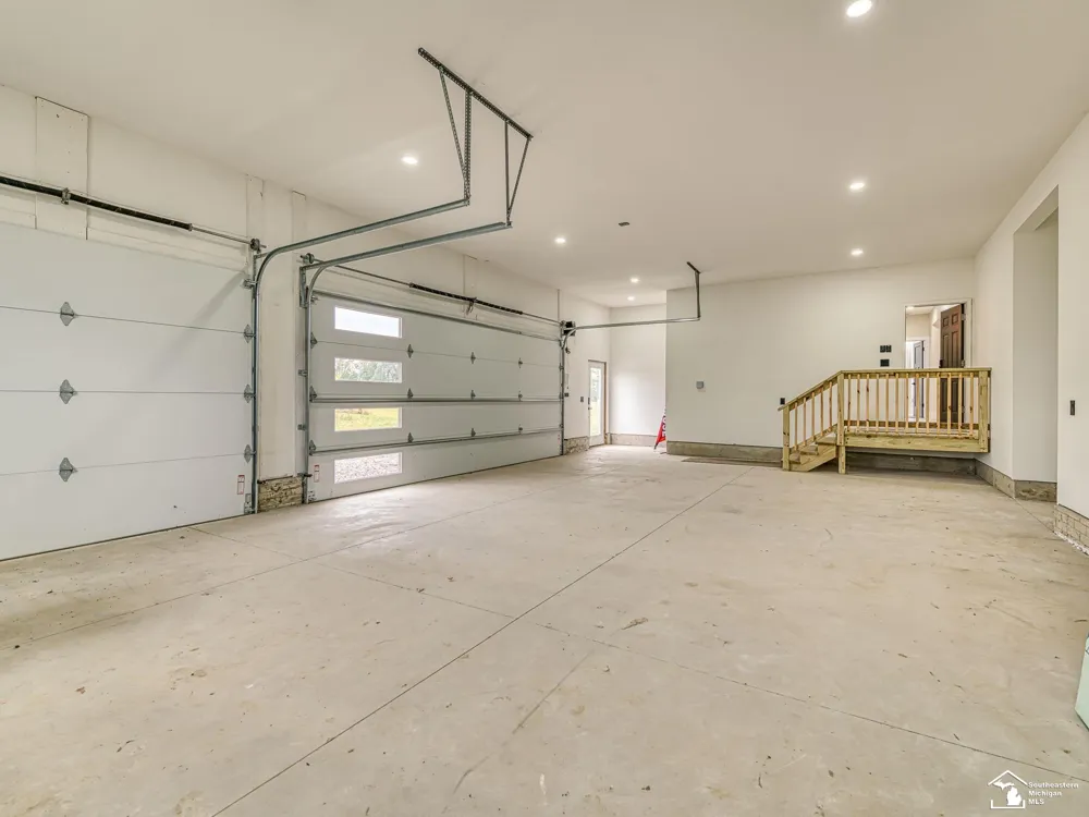 2706 S Custer Road Monroe Charter Township, MI 48161