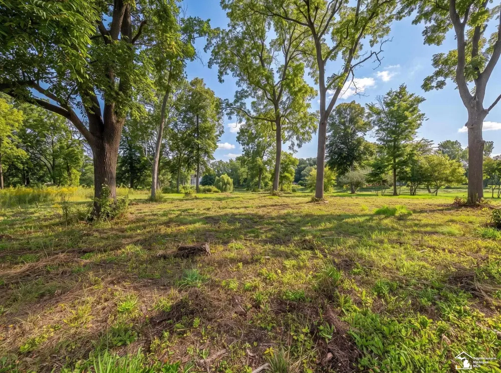2706 S Custer Road Monroe Charter Township, MI 48161