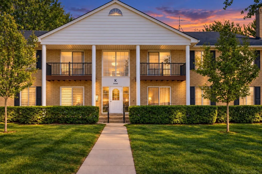 34680 Huntley Drive Sterling Heights City, MI 48312