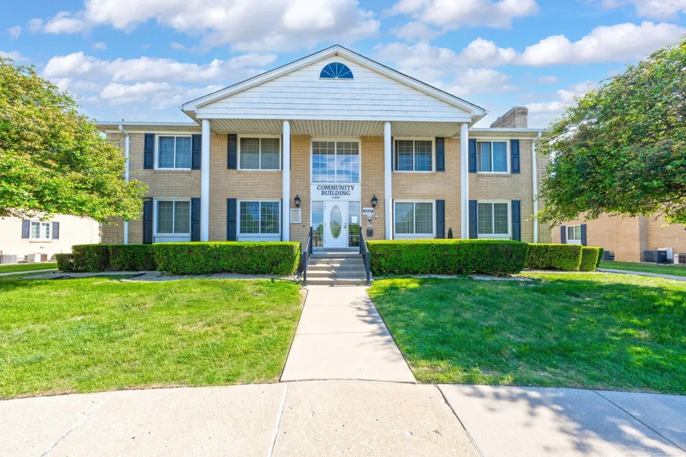 34680 Huntley Drive Sterling Heights City, MI 48312