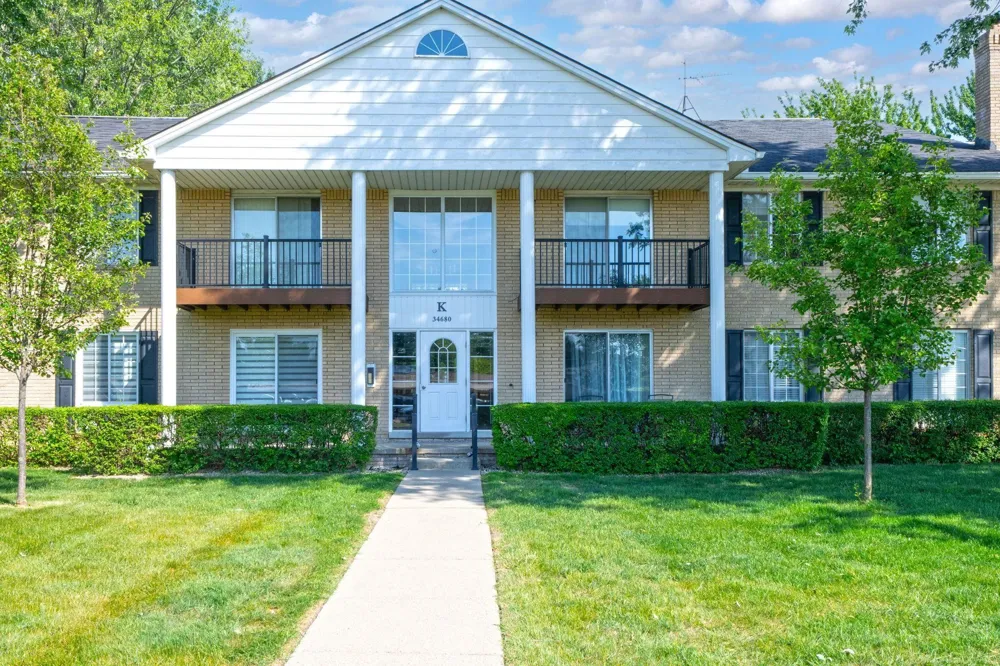 34680 Huntley Drive Sterling Heights City, MI 48312