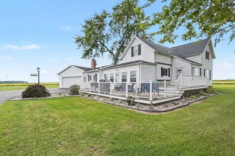 4104 E Tyler Road