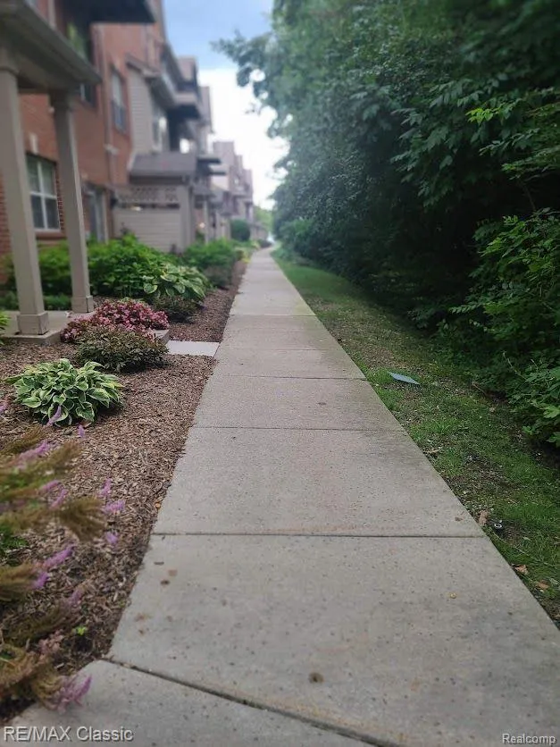 39530 ROCKCREST LANE Northville Township, MI 48168