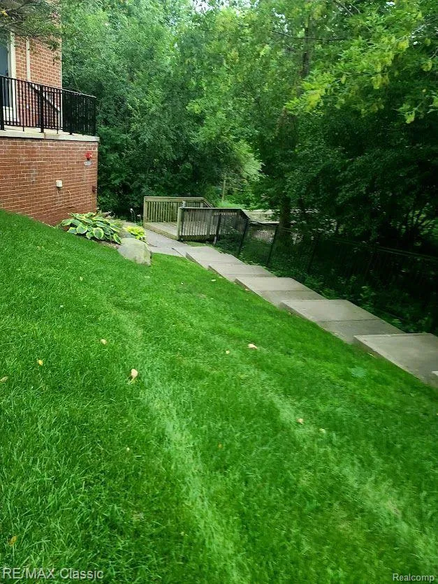 39530 ROCKCREST LANE Northville Township, MI 48168