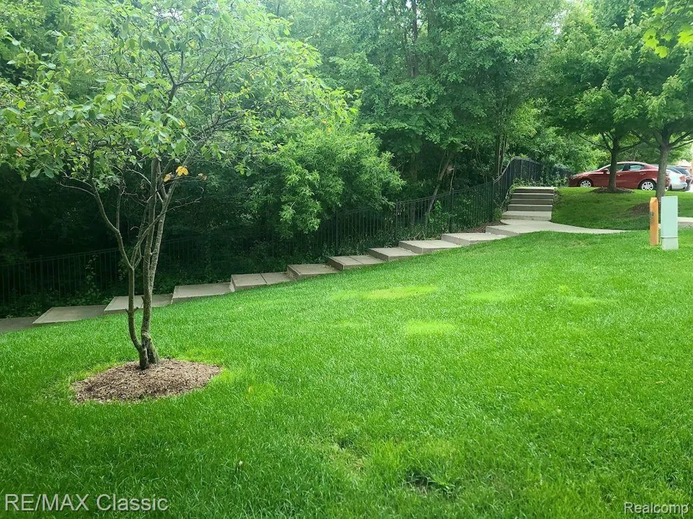 39530 ROCKCREST LANE Northville Township, MI 48168