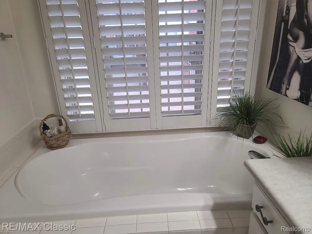 39530 ROCKCREST LANE Northville Township, MI 48168
