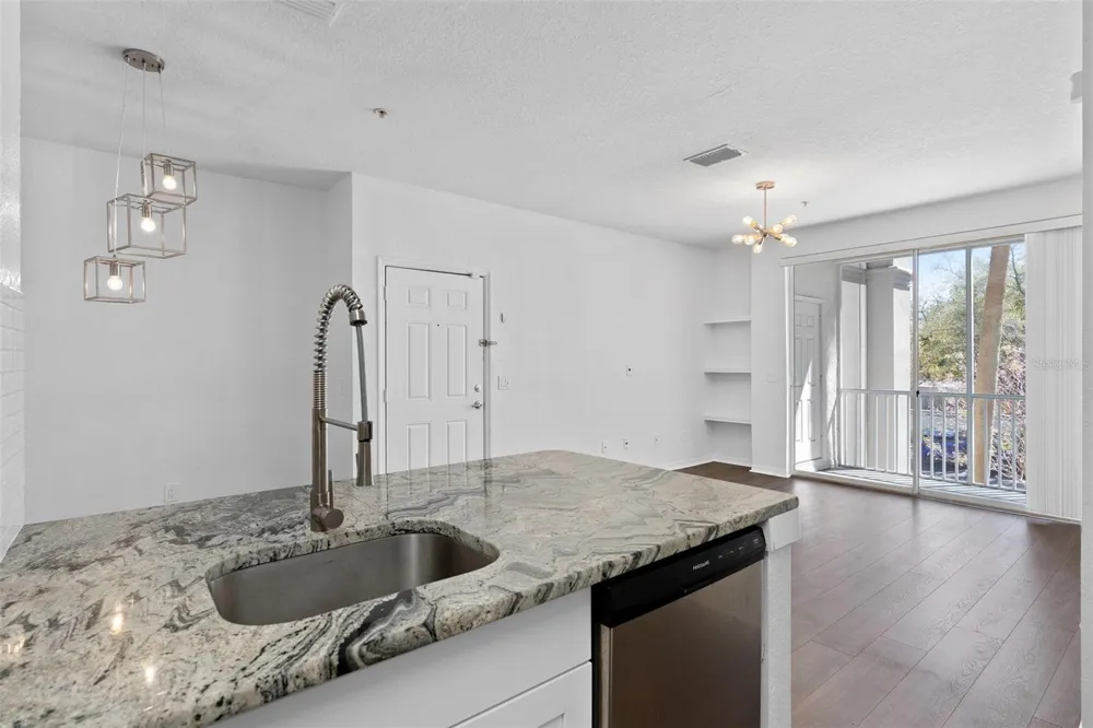 2717 MAITLAND CROSSING WAY #205 Orlando, FL 32810
