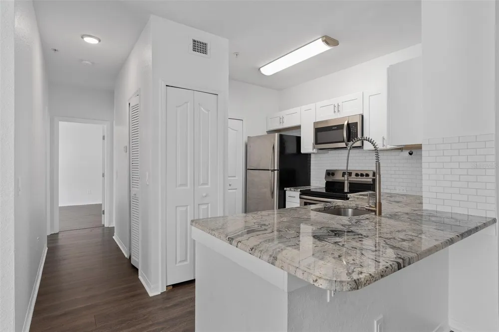 2717 MAITLAND CROSSING WAY #205 Orlando, FL 32810