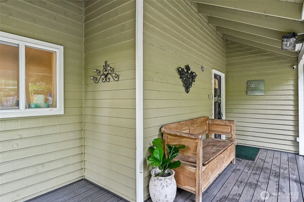 16732 NE 138th Court Woodinville, WA 98072