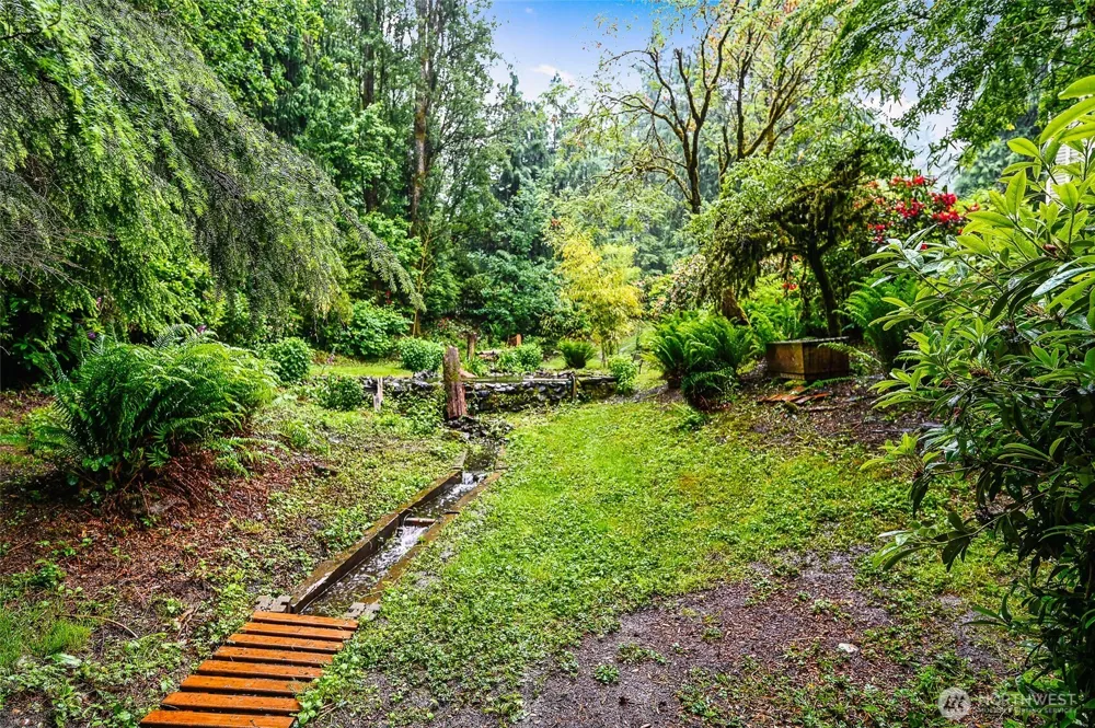 16732 NE 138th Court Woodinville, WA 98072
