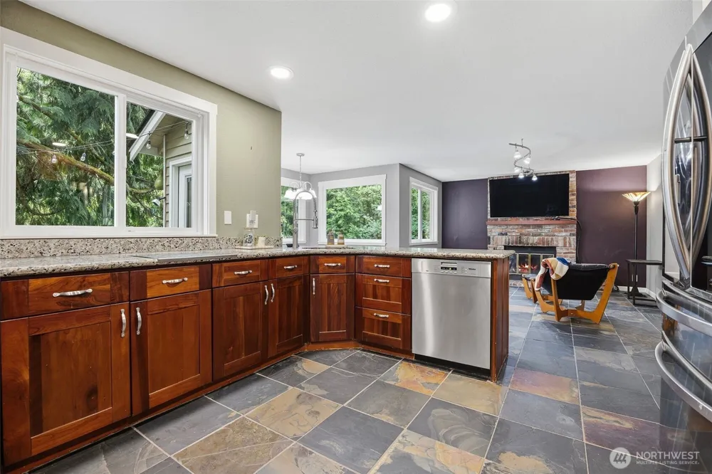 16732 NE 138th Court Woodinville, WA 98072