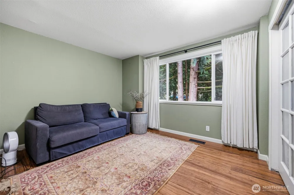 16732 NE 138th Court Woodinville, WA 98072