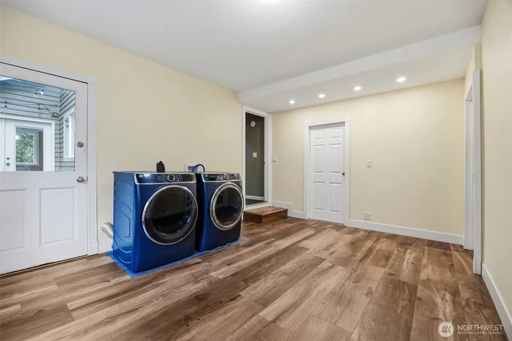 16732 NE 138th Court Woodinville, WA 98072