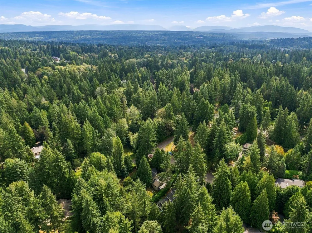 16732 NE 138th Court Woodinville, WA 98072