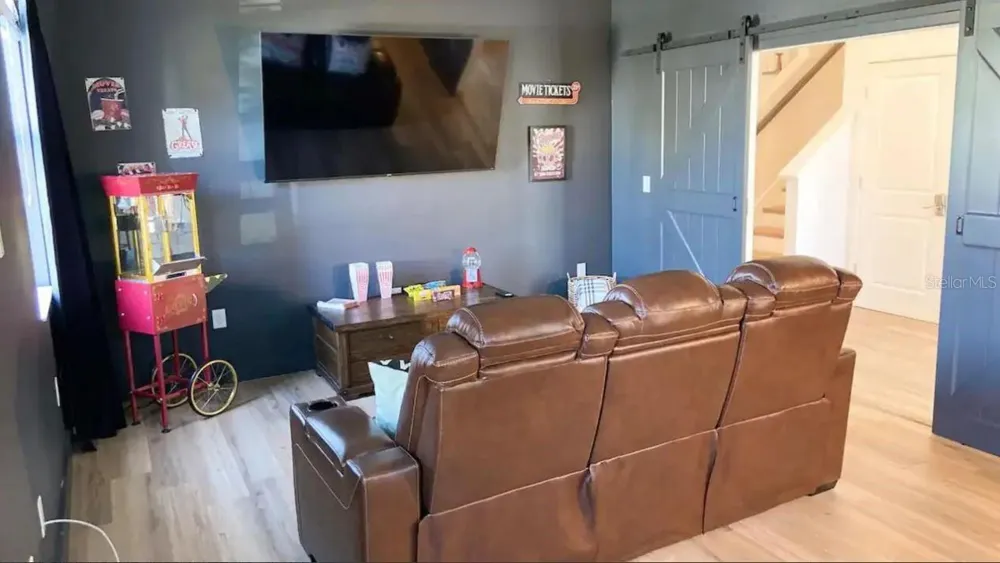 2676 CALISTOGA AVENUE Kissimmee, FL 34741