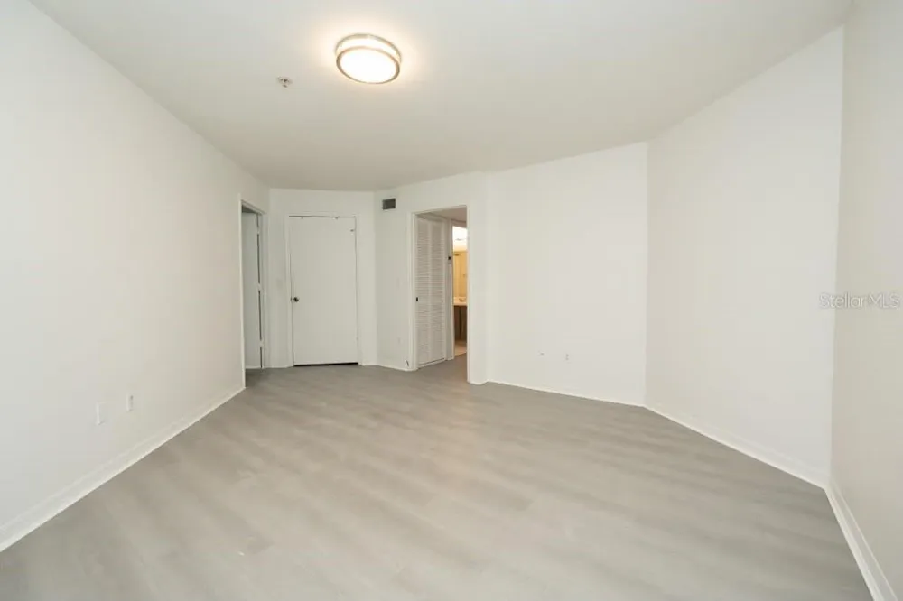 7230 WESTPOINTE BOULEVARD #1233 Orlando, FL 32835