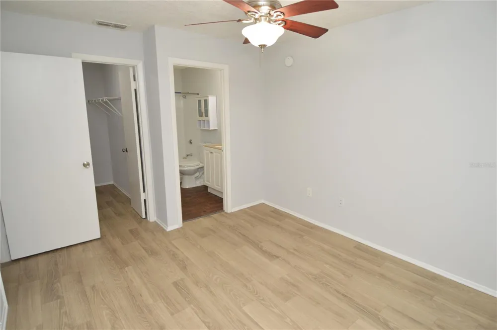 8645 FANCY FINCH DRIVE #202 Tampa, FL 33614