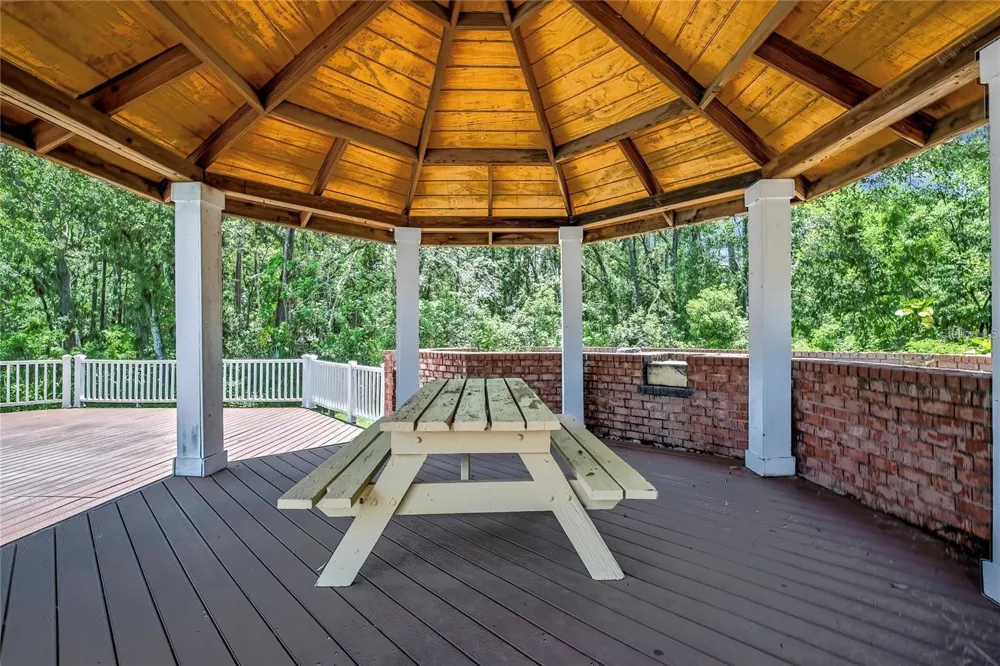 8645 FANCY FINCH DRIVE #202 Tampa, FL 33614