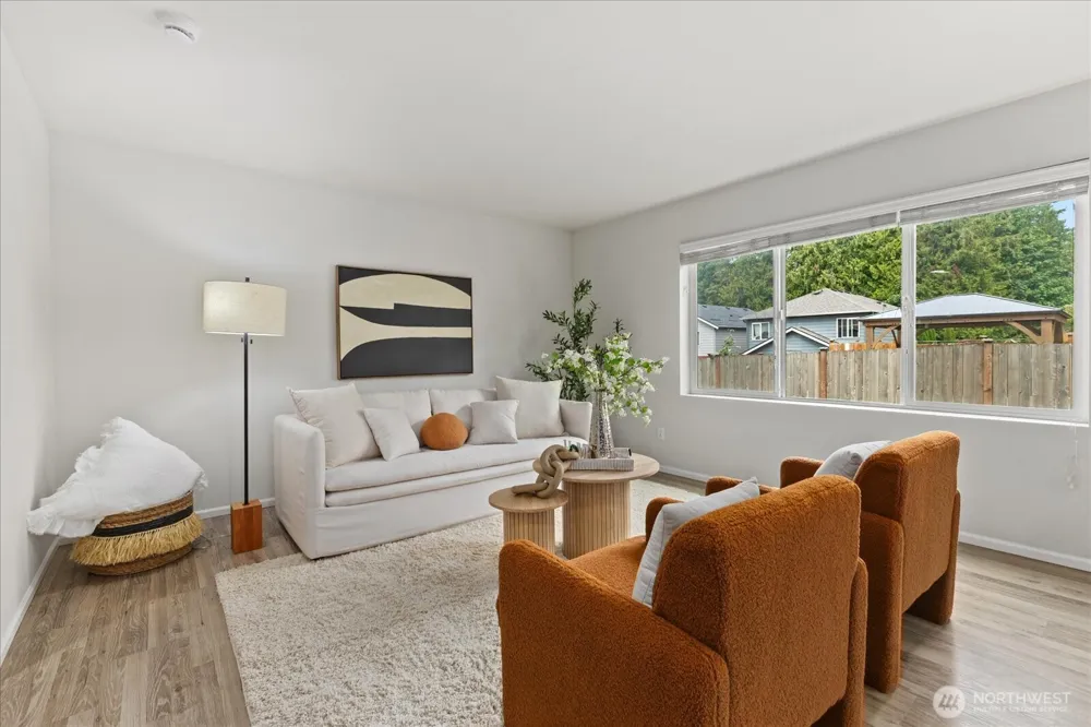 7423 19th Place SE Lake Stevens, WA 98258