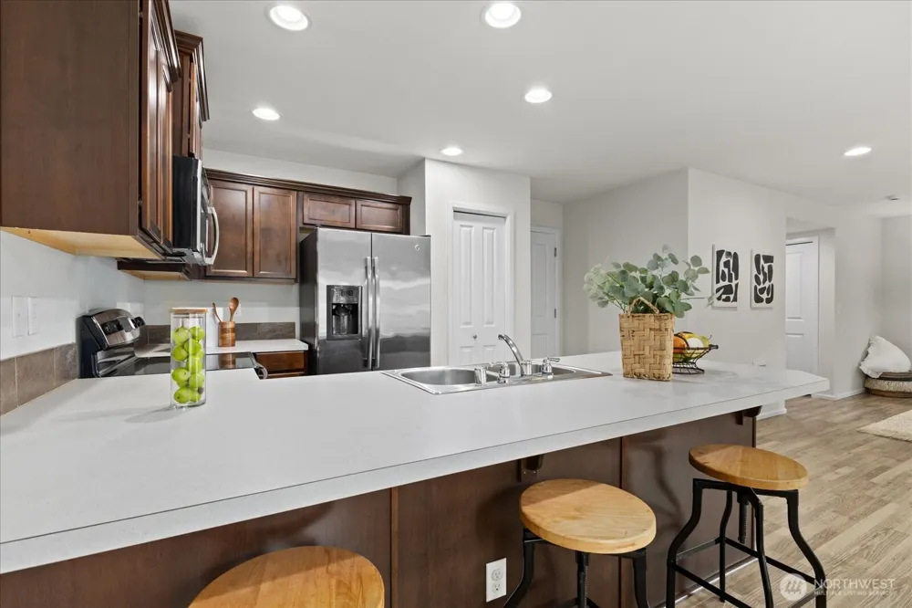 7423 19th Place SE Lake Stevens, WA 98258